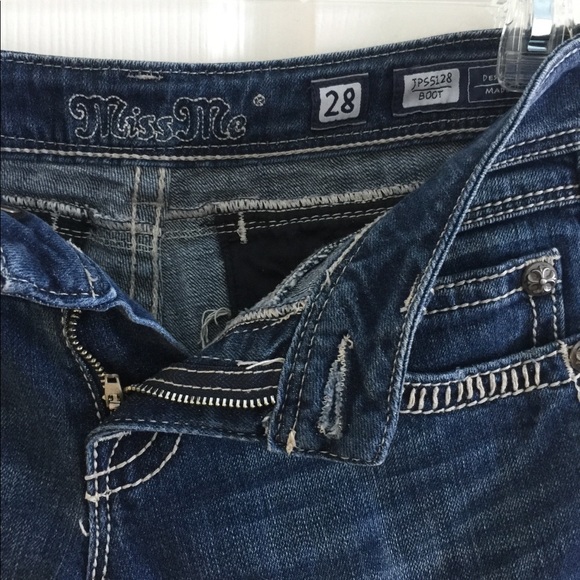 Miss Me Jeans 28 - Picture 3 of 3
